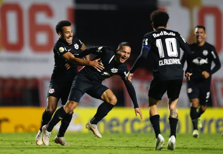 El Sevilla apuesta por Alerrandro para el ataque