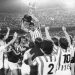 Jugadores del Real Betis celebrando la Copa del Rey conseguida en el Vicente Calderón. | Imagen: Perfil de X @RealBetis.