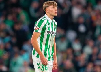 Jesús Rodríguez defendiendo la camiseta del Real Betis en un partido. | Imagen: X.