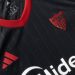 Tercera equipación del Sevilla FC para la temporada 2025-26. | Imagen: perfil de X @ZonaMixta__.