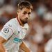 Adnan Januzaj disputando un partido con el Sevilla FC. | Imagen: X.