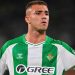 Pablo García disputando un partido con el Real Betis. | Imagen: X.