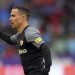 Roque Mesa disputando un partido con el Sevilla FC | Imagen: perfil de X @SevillaFC.