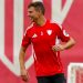 Azpilicueta durante una sesión de entrenamiento con el Sevilla FC. | Imagen: X.