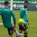 Isco y Antony, un entrenamiento con el Real Betis. | Imagen: captura de pantalla video publicado por el Real Betis.