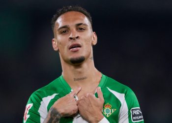Antony celebra uno de sus goles al RCD Mallorca en la victoria del Real Betis