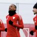Jugadores del Sevilla realizando un ejercicio durante un entrenamiento. | Imagen: perfil de X @SevillaFC.