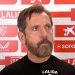 Quique Sánchez Flores realizando una entrevista post partido. | Imagen: X.