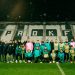 Plantilla del Real Betis sobre el césped del Toumba Stadium. | Imagen: perfil de X @RealBetis.