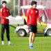Jugadores del Sevilla realizando un ejercicio durante un entrenamiento. | Imagen: perfil de X @SevillaFC.