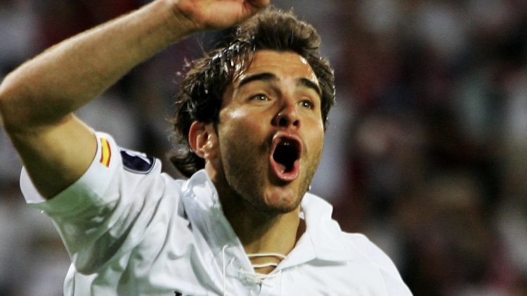 Enzo Maresca celebrando un gol anotado con la camiseta del Sevilla. | Imagen: X.