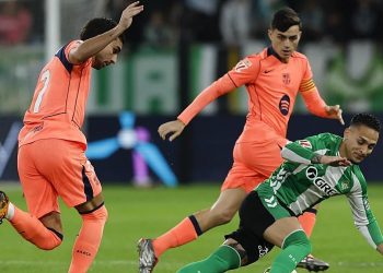Antony, en una acción del Betis-Barcelona. | Imagen: X.