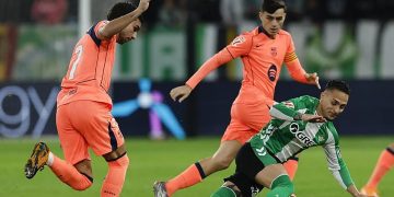 Antony, en una acción del Betis-Barcelona. | Imagen: X.