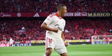 Alexis Sánchez, oxígeno para el Sevilla
